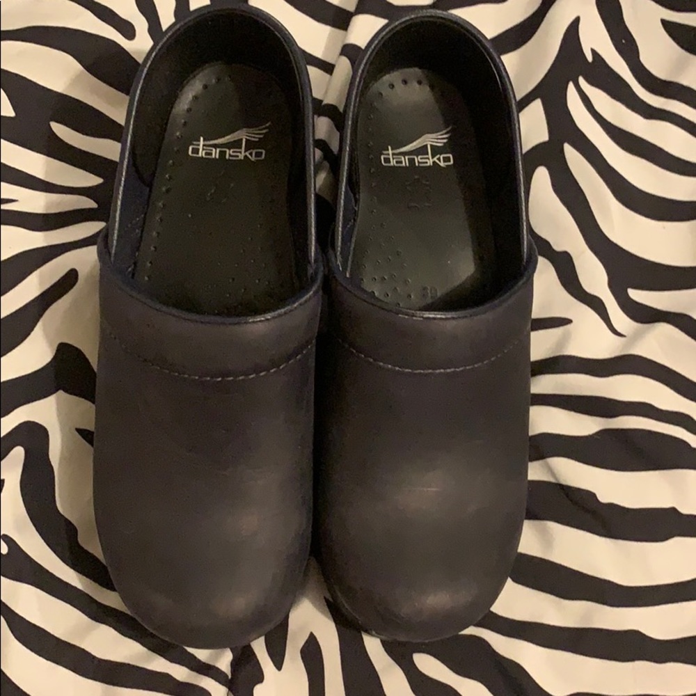 Blueberry Dansko Size 39